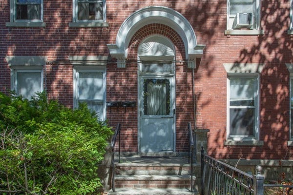 For Rent $2,550/month