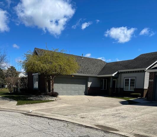 611 W 94th Ct, Crown Point, IN 46307 - photo 1