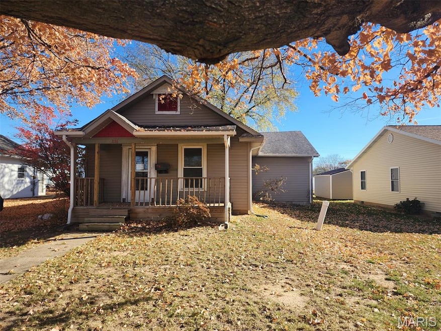 1116 N 5th St, Vandalia, IL 62471 - photo 1