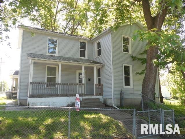 1127 N Ripley St, Davenport, IA 52803 - photo 1