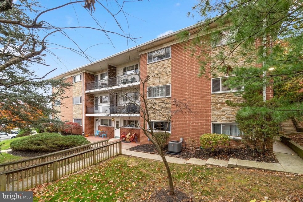 521 Epsom Rd unit 1A, Towson, MD 21286 - photo 1