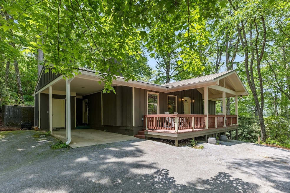 For Sale $995,000 • Co-Listing Agent