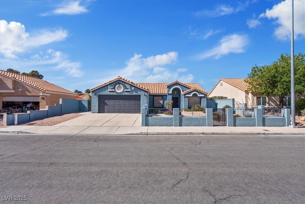 5037 Wildroot Rd, Las Vegas, NV 89130 - photo 1