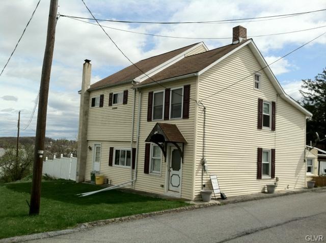 2117 N Apple St, Whitehall, PA 18052 - photo 1