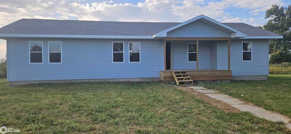 301 S Taylor St, Kellerton, IA 50133 - photo 1