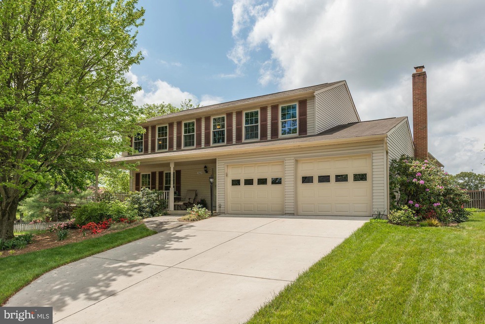 7402 Barkers Ct, Springfield, VA 22153 - photo 1