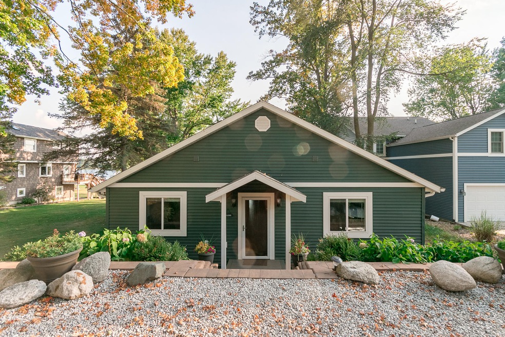 16677LakeviewDr-41