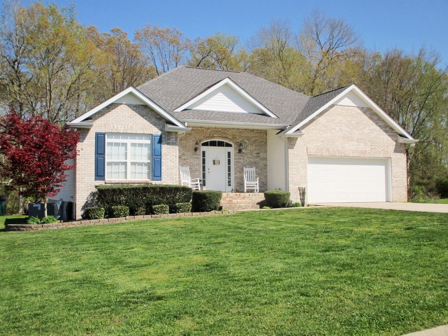 142 May Anne Ln is peaceful, subdivision living