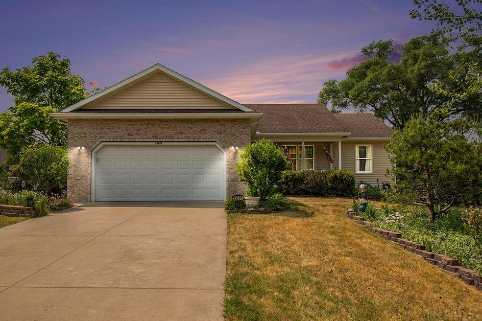 23595 Williams Ln, Elkhart, IN 46516 - photo 1