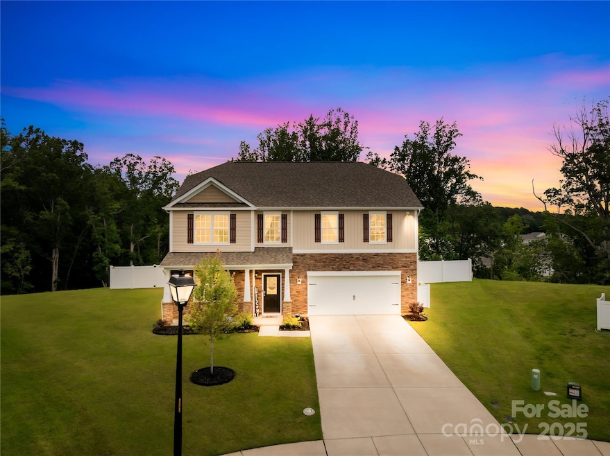 Sold $449,900 • Co-Listing Agent