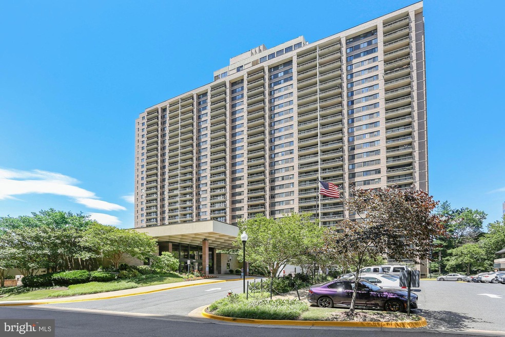 5501 Seminary Rd unit 2404S, Baileys Crossroads, VA 22041 - photo 1