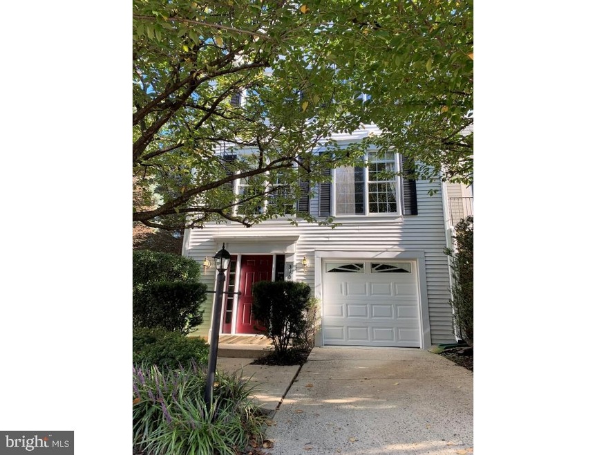 3109 Sutherland Hill Ct, Fairfax, VA 22031 - photo 1