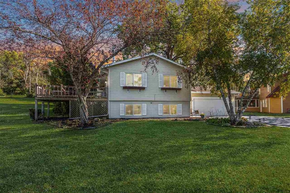 2918 Camp Leonard Rd, Mc Farland, WI 53558 - photo 1