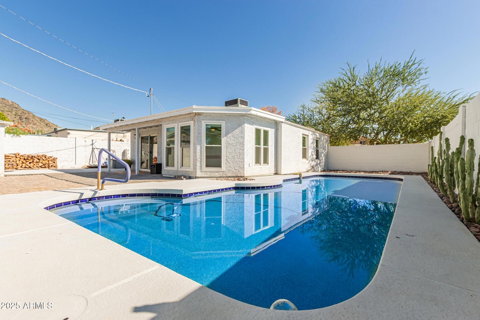 9610 N 2nd St, Phoenix, AZ 85020 - photo 1