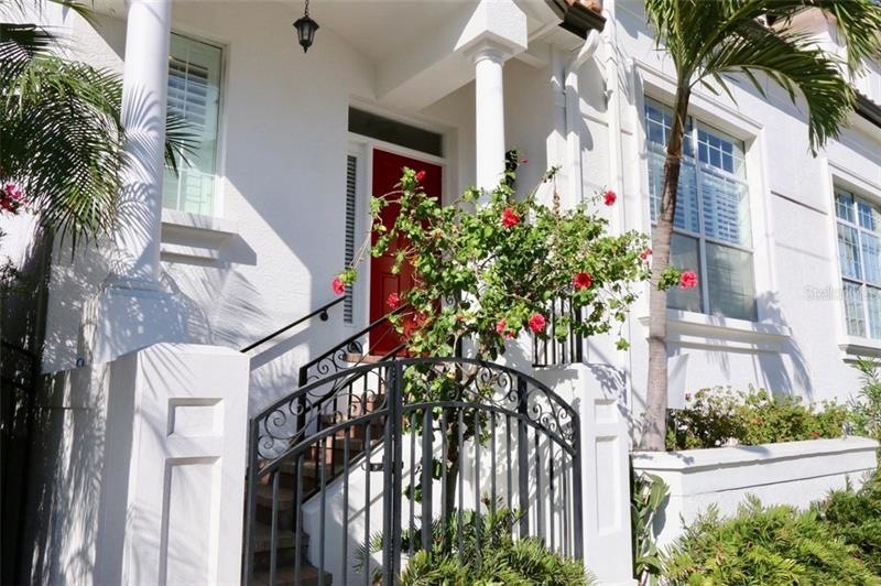 Charming front entrance