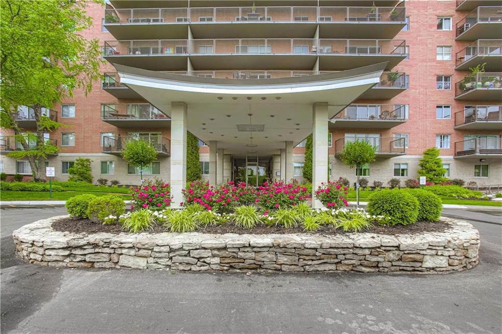 4550 Warwick Blvd Unit 611, Kansas City, MO 64111 MLS HMS2472805