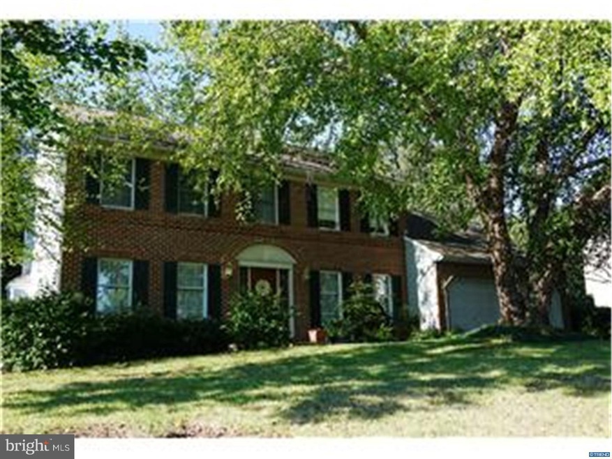 216 Fairhill Dr, Wilmington, DE 19808 - photo 1