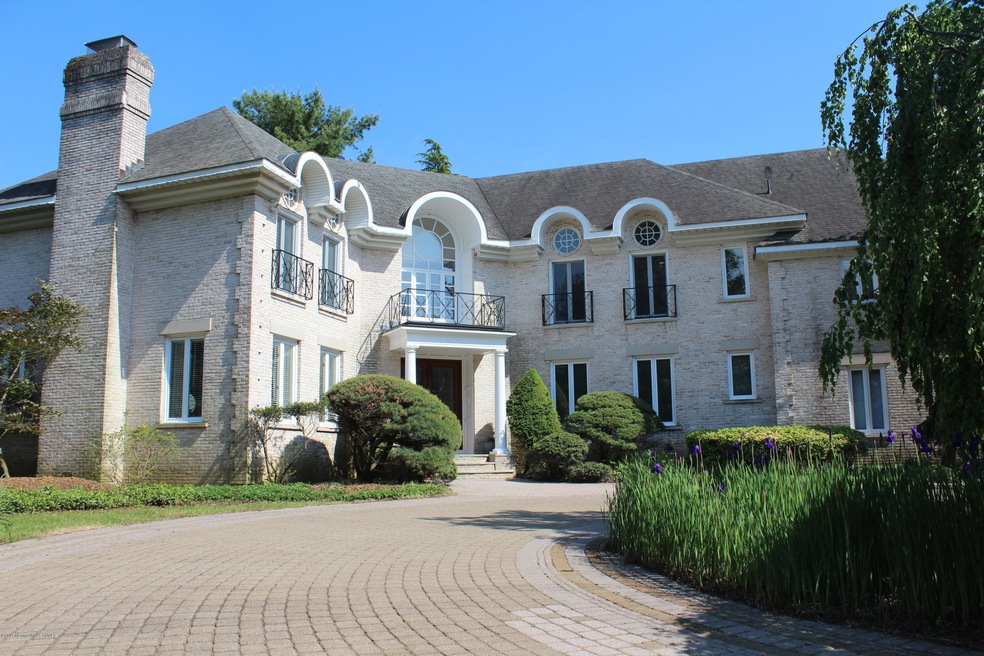 6 Western Dr, Colts Neck, NJ 07722 - photo 1