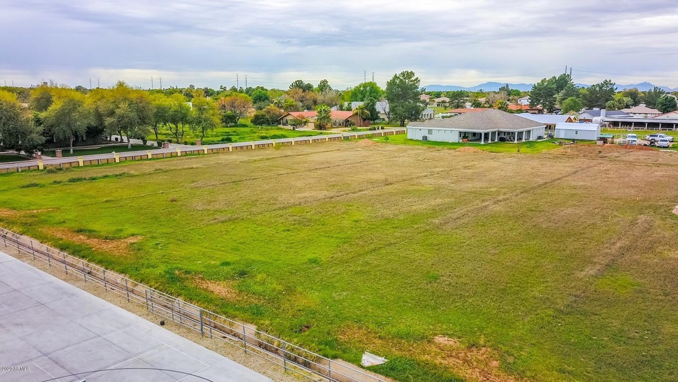 Rare residential lot in Heart of Gilbert