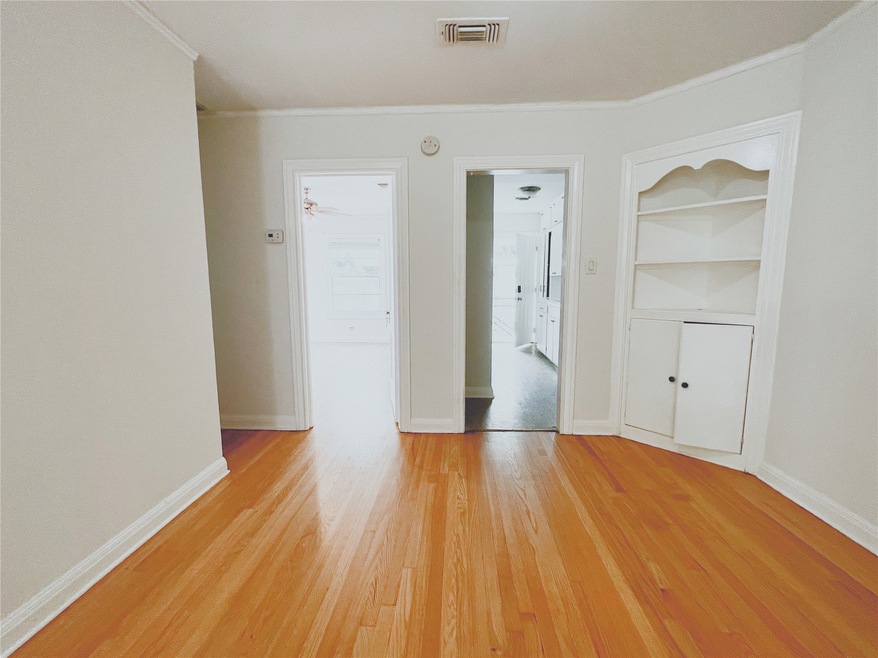 1849 W Main St unit 3, Houston, TX 77098 - photo 1