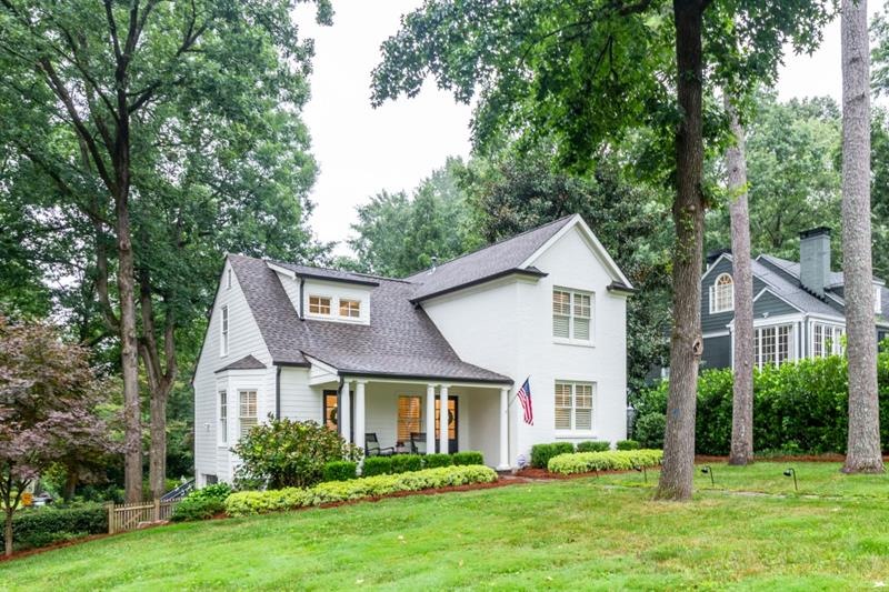 Welcome home! Inviting front porch welcomes you to