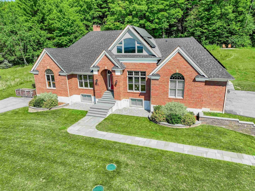 19 Cedar St, Saint Albans, VT 05478 - photo 1