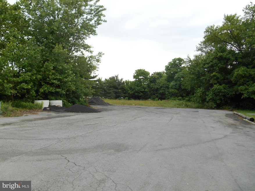 11007 Nantucket Row, Williamsport, MD 21795 - photo 1