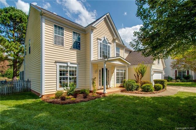 8518 Lyman Oak Ct, Huntersville, NC 28078 - photo 1