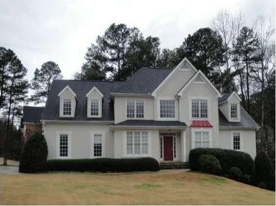 Exterior Front. This spacious home has a wonderful
