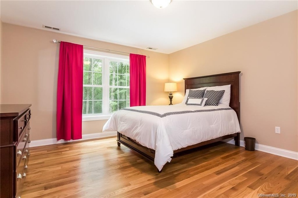 483 Summer Hill Rd, Madison, CT 06443 - photo 1