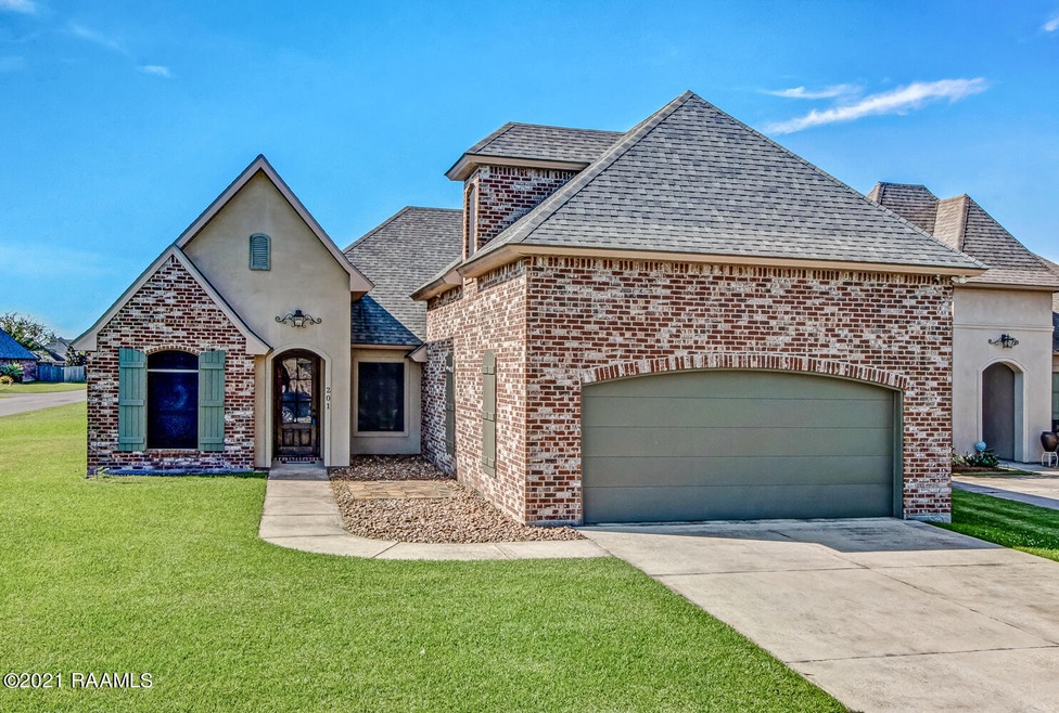 201 Brooks Passage Way-20