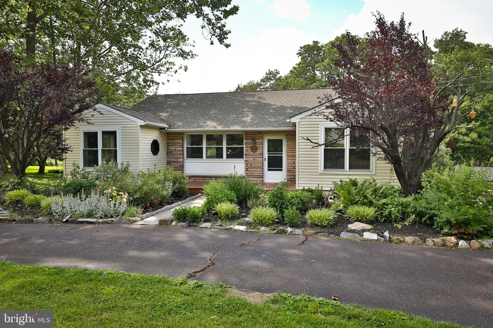 2740 Lenhart Rd, Colmar, PA 18915 - photo 1