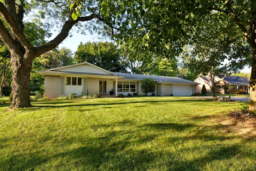 1216 Rocky Ridge Trail, Flint, MI 48532 - photo 1