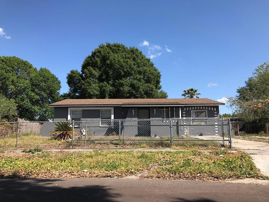 8510 Blue Ridge Dr, Tampa, FL 33619 - photo 1