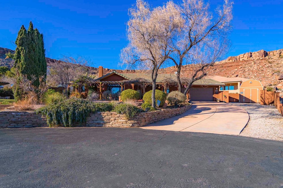 2684 S Tusher Cir-002