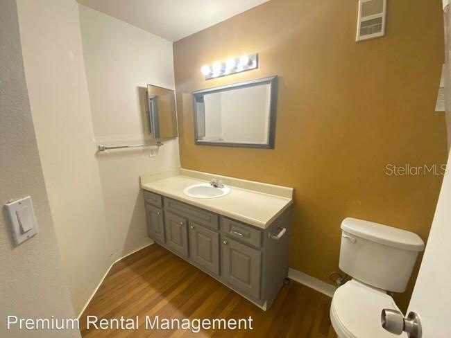 4736 Walden Cir unit 1122, Orlando, FL 32811 - photo 1