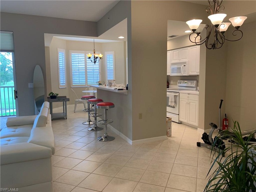 Open floorplan with a lot of natural light!
