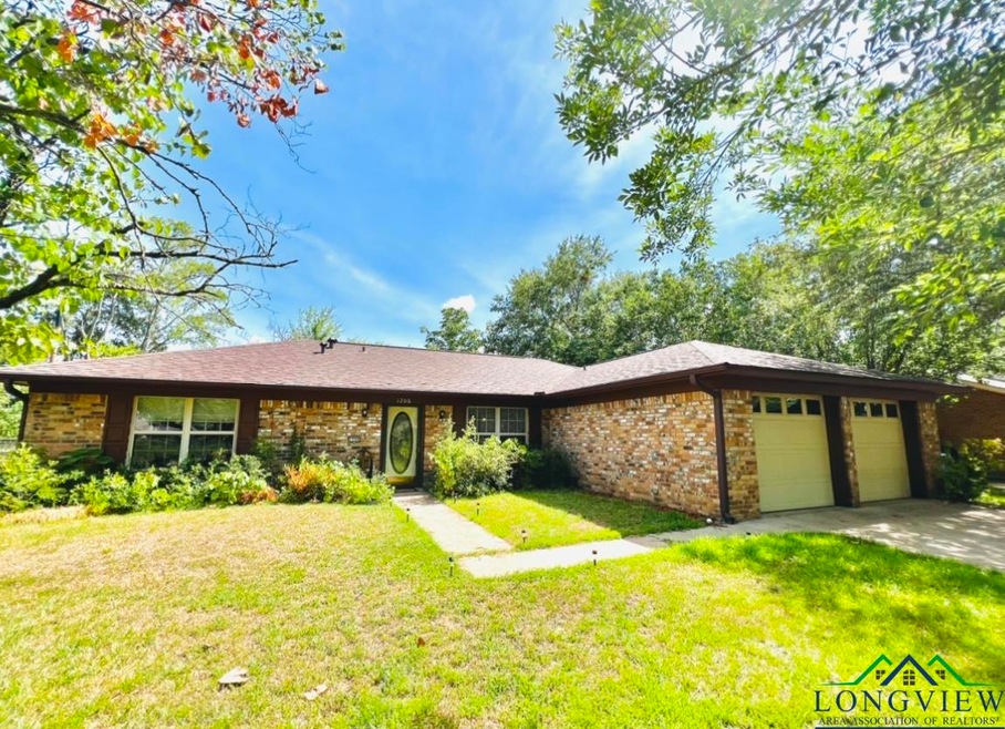 1206 Leach St, Kilgore, TX 75662 - photo 1