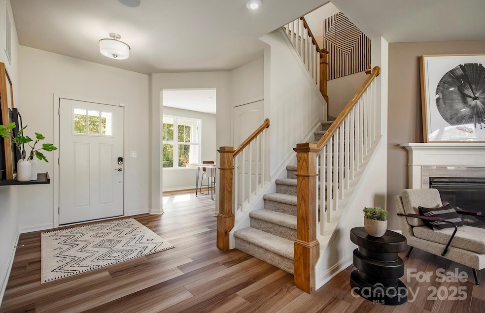 2032 Waxhaw Crossing Dr unit 253, Waxhaw, NC 28173 - photo 1