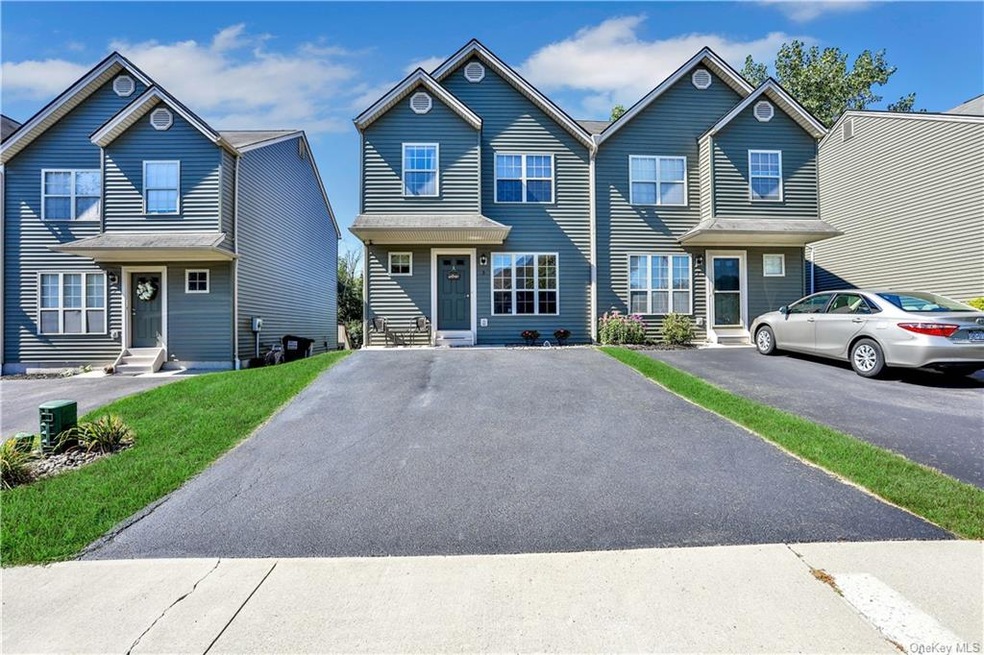 5 Argent Dr, Highland, NY 12528 - photo 1