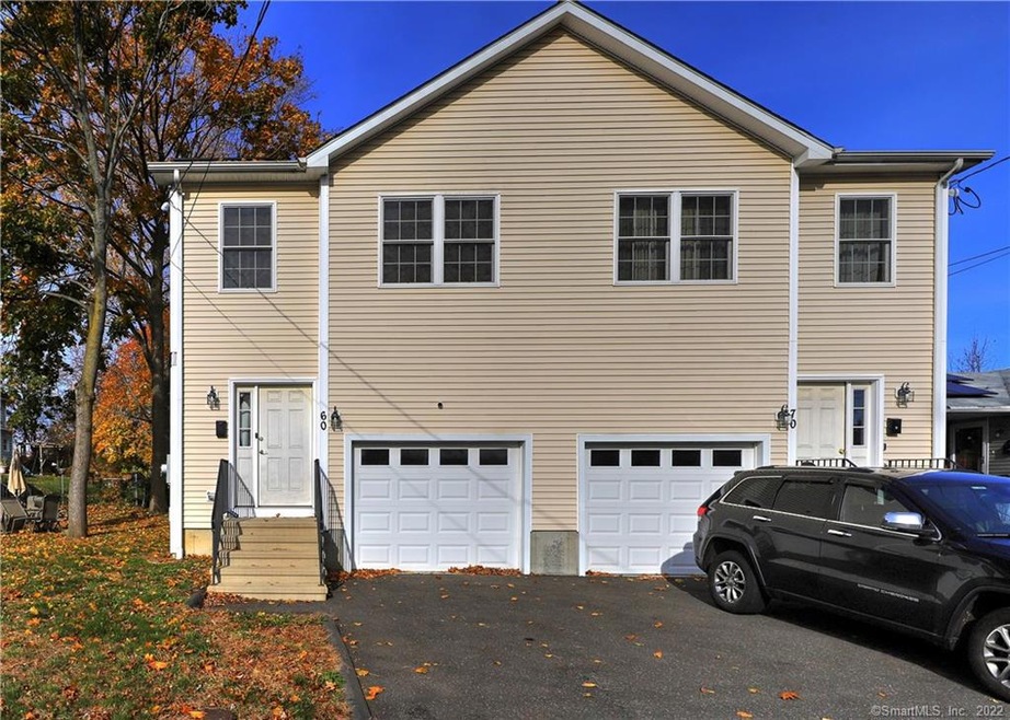 60 Corinthian Ave, Stratford, CT 06615 - photo 1