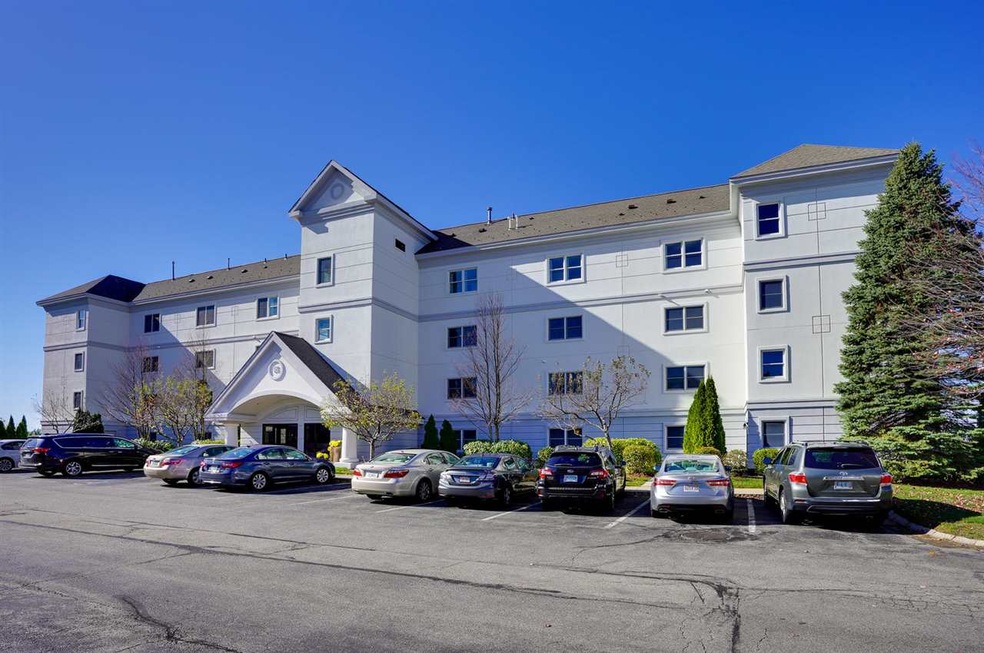 16 Mountain Laurels Dr unit U204, Nashua, NH 03062 - photo 1