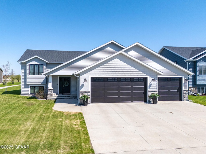 Pending $539,900
