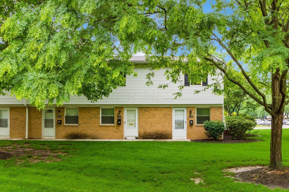 001_c_F 2238 Laurelwood Dr045