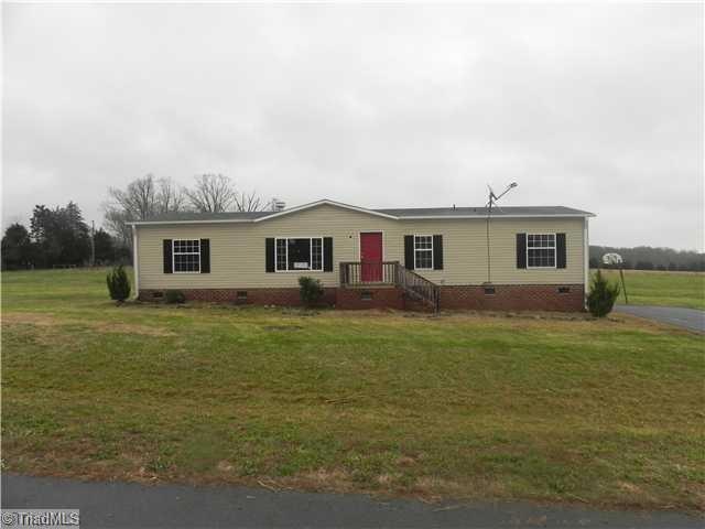 6018 Pointer Dr, Snow Camp, NC 27349 - photo 1