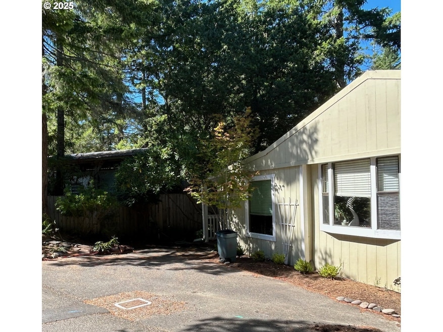 238 Horseshoe Bend, Florence, OR 97439 - photo 1