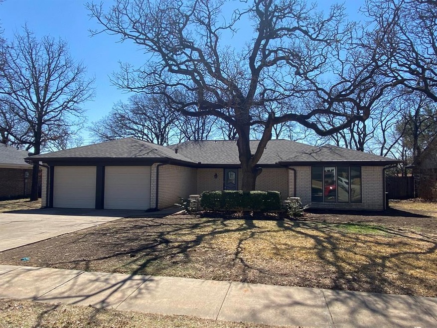 800 Morning Glory Ln, Bedford, TX 76021 - photo 1