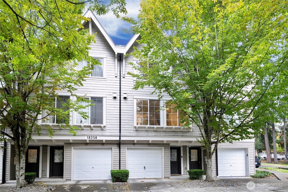 18258 NE 96th Way unit 103, Redmond, WA 98052 - photo 1