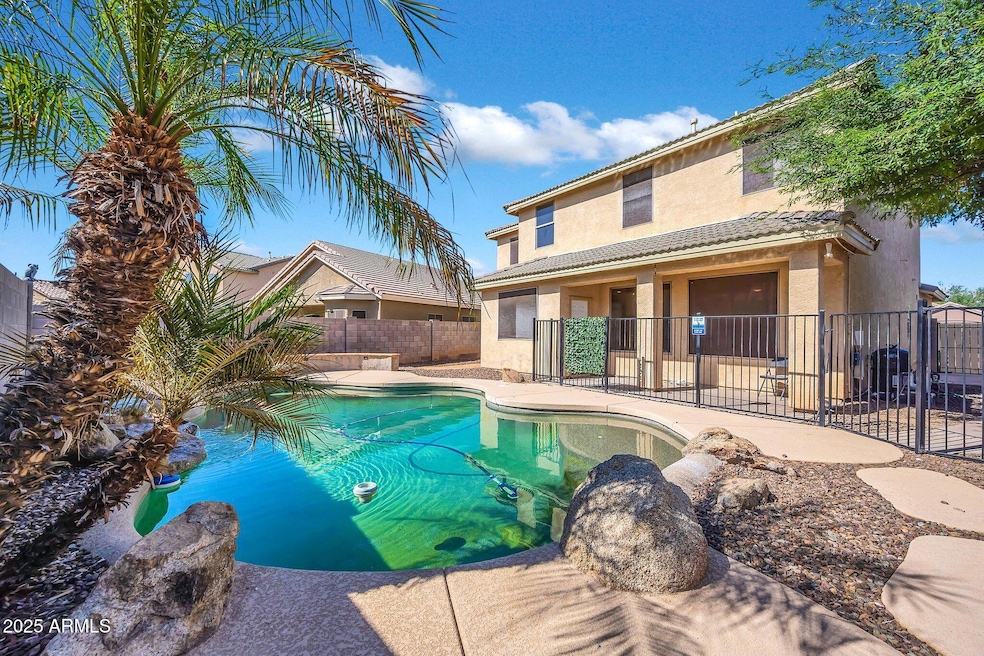 8029 W Lumbee St, Phoenix, AZ 85043 - photo 1