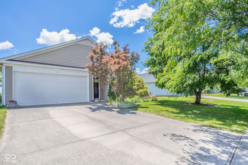 406 W Warrior Ct, Sheridan, IN 46069 - photo 1